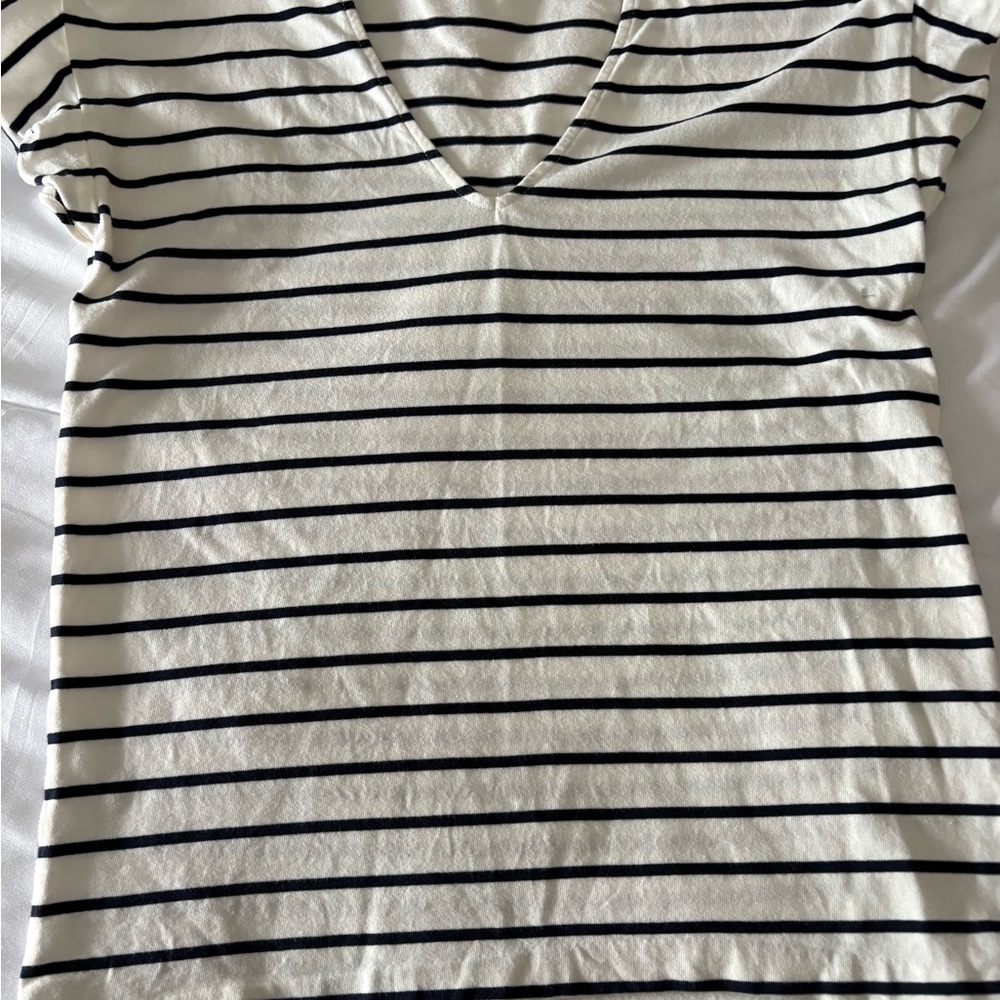 J crew v-neck top small